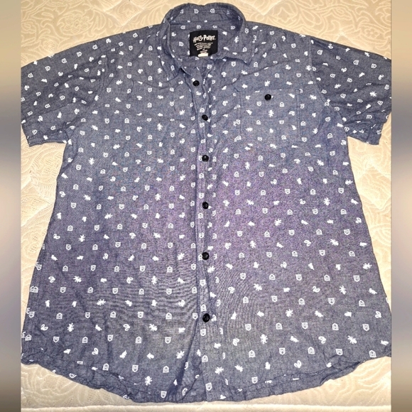 A youth large Harry Potter button-down shirt.  EUC - Picture 1 of 7